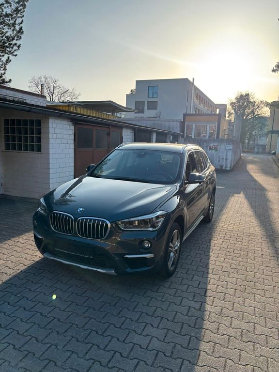 Image of BMW X1