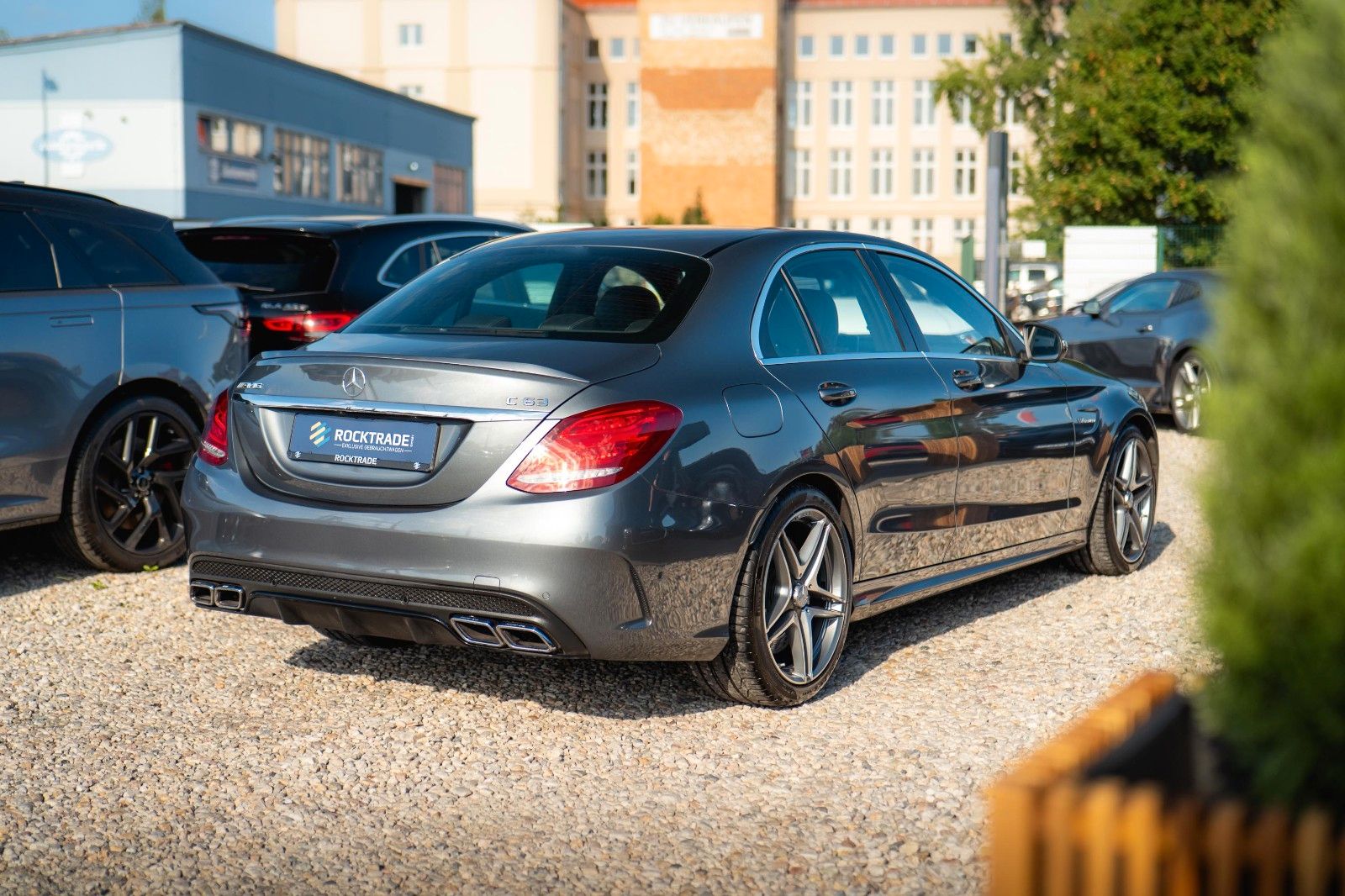 Fahrzeugabbildung Mercedes-Benz C 63 AMG Lim. | BURMESTER | LED | Top Zustand