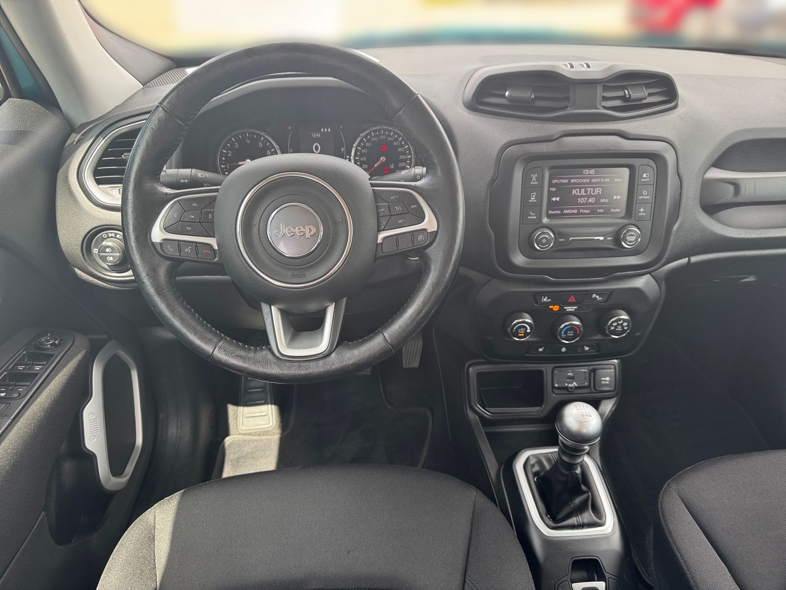 Fahrzeugabbildung Jeep Renegade Longitude T-GDi 1.0