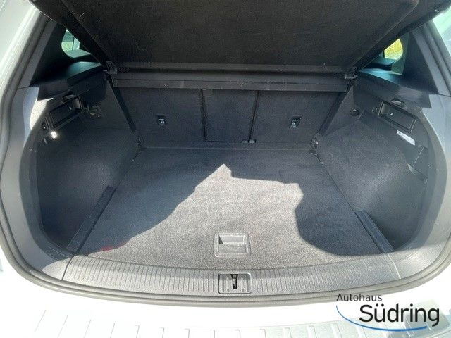 Tiguan R-Line 1,5 TSI DSG AHK Pano Navi Matrix