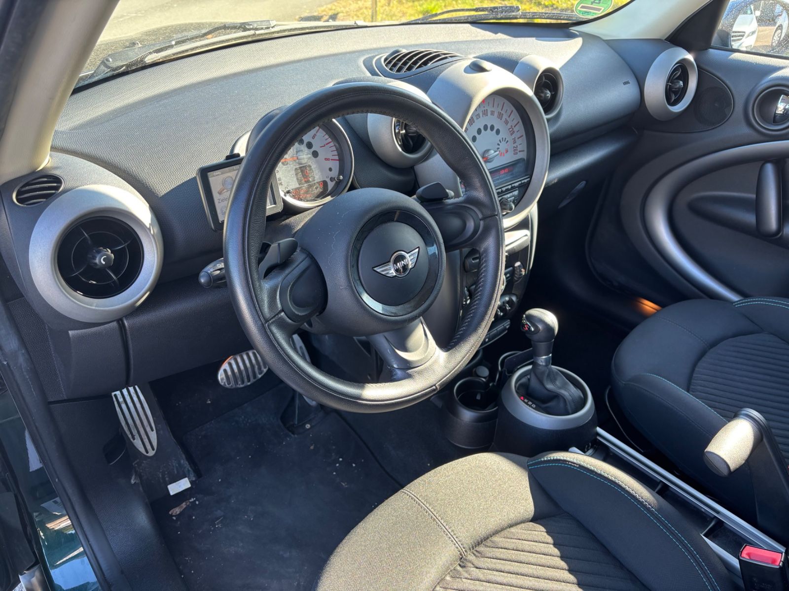 Fahrzeugabbildung MINI COOPER_S Countryman Cooper S