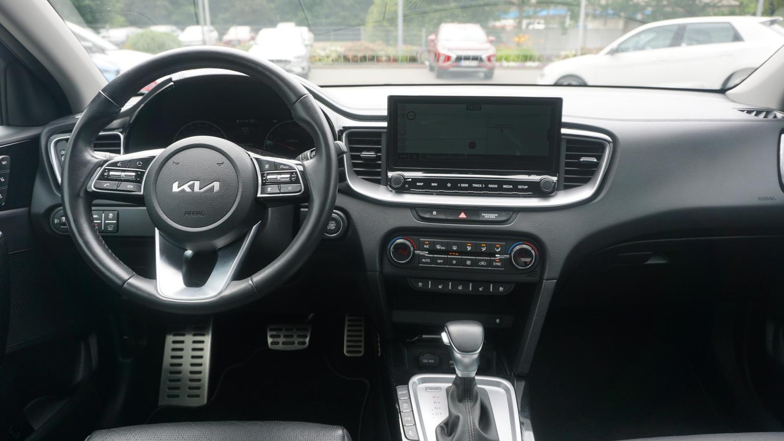 Kia XCeed 1.6 T-GDI Platinum Edition LED Panorama