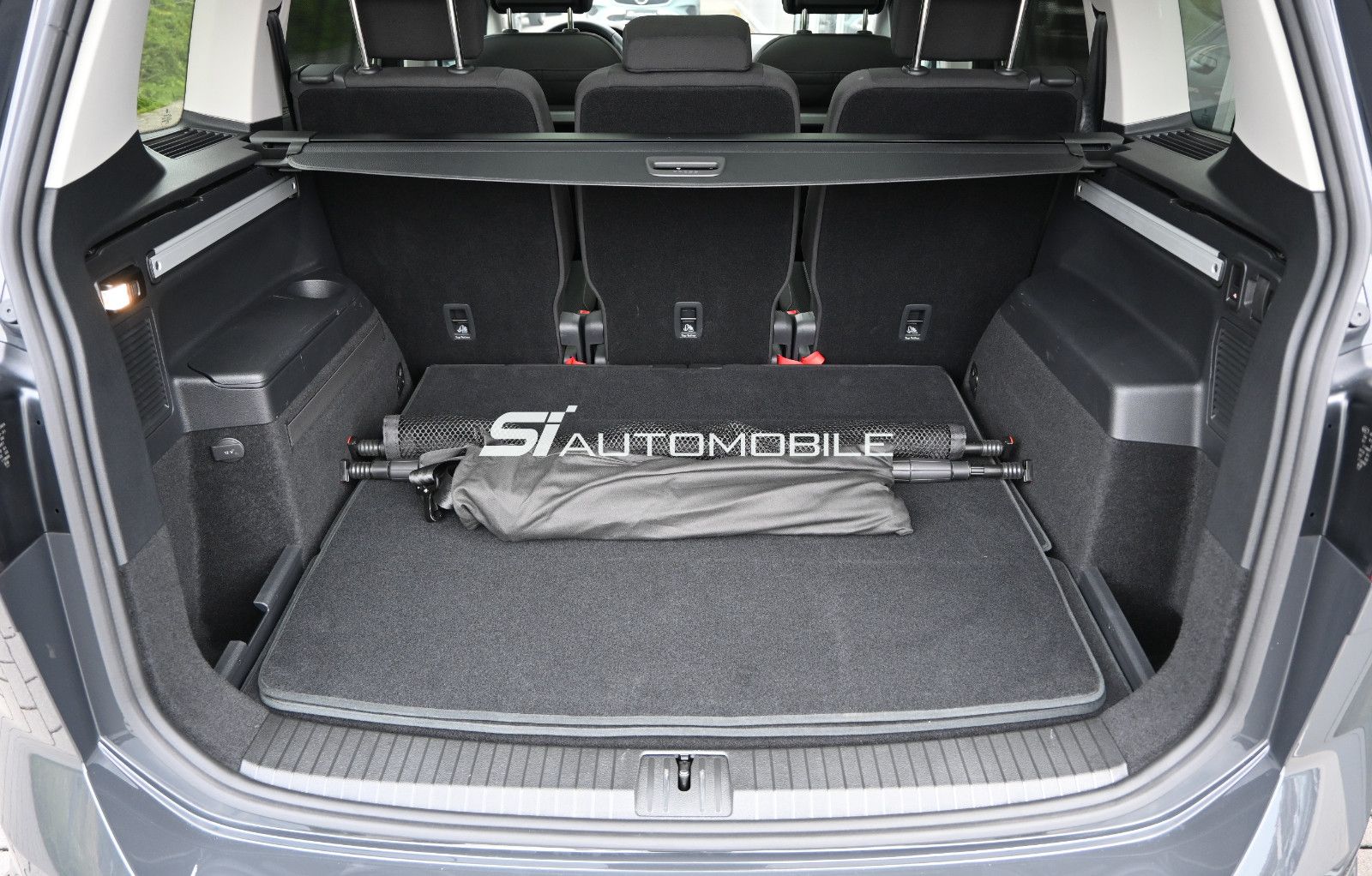 Fahrzeugabbildung Volkswagen Touran 2.0 TDI °UVP61.090€°ACC°AHK°DYN°PANO°SHZG