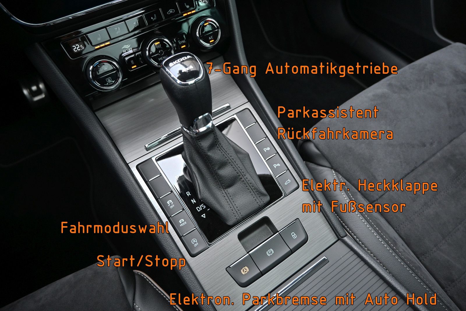 Fahrzeugabbildung SKODA Superb 2.0 TDI DSG 4x4 SCOUT Combi °ACC°AHK°STHZ