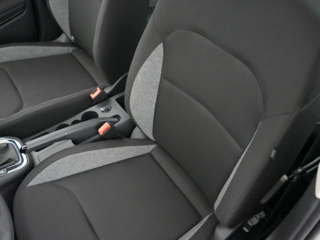 Fabia ACTIVE MPI+LED LICHT+PARKPILOT HI+KLIMAANL