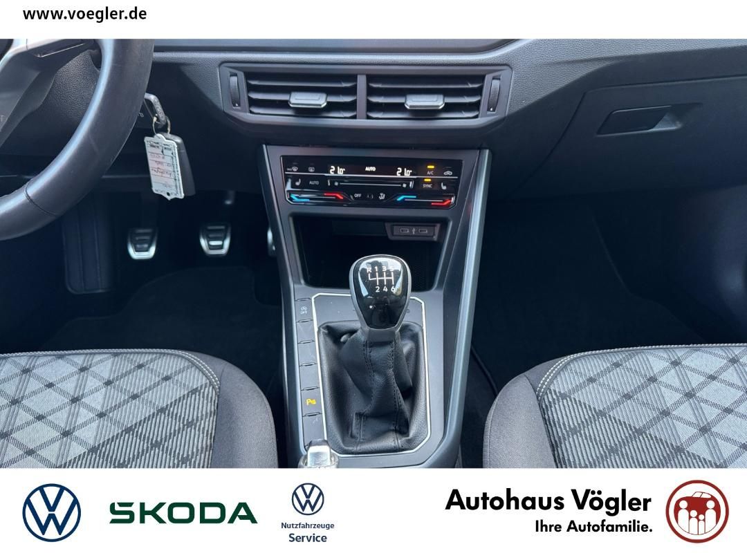 Taigo 1,0 TSI DSG R-Line AHK Kamera Navi