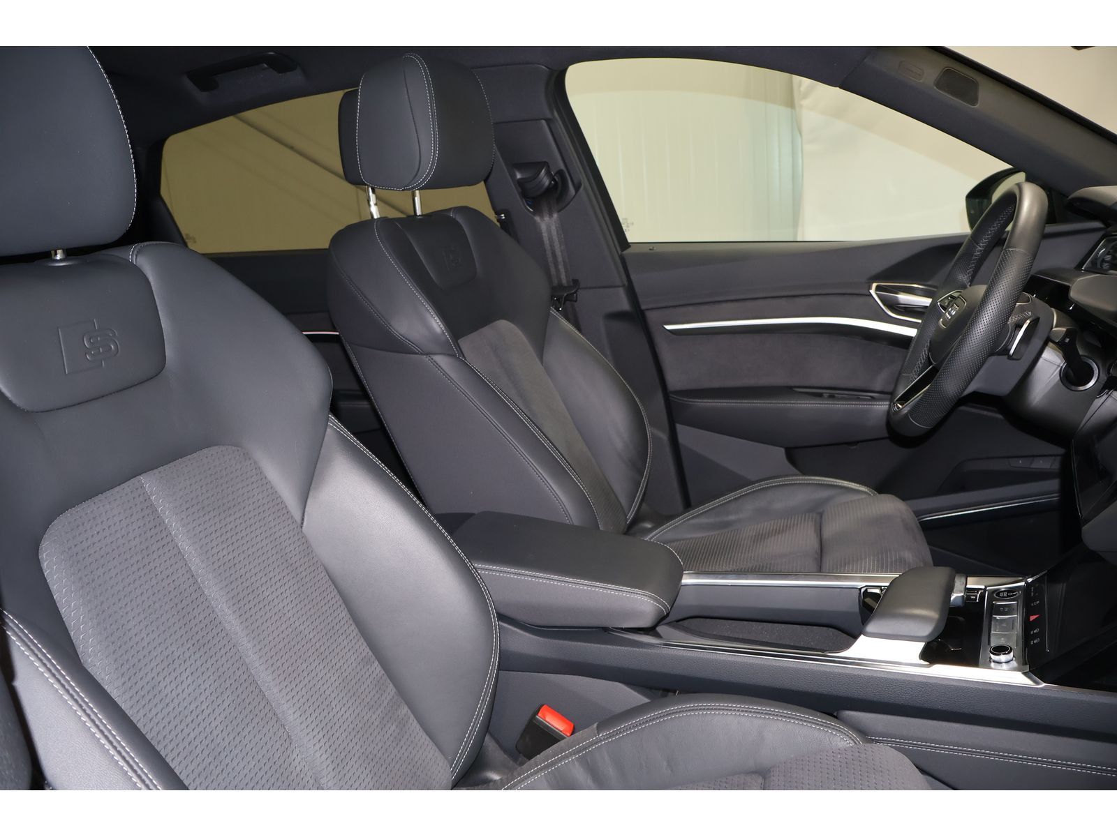 Audi Q8 e-tron - Bild 7