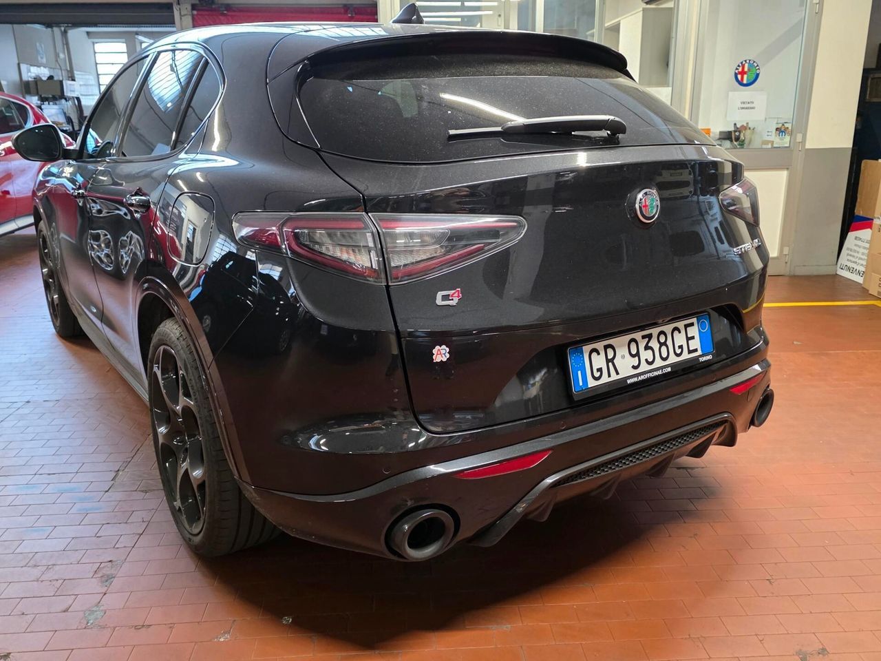 Alfa Romeo Stelvio 2.0 Turbo 280 CV AT8 Q4 Veloc imagem 3