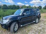 Mitsubishi Pajero 3,2 DI-D 4WD Edition 30 Automatik Edi...