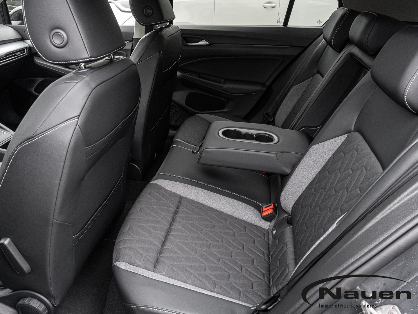 Volkswagen Golf - Bild 19