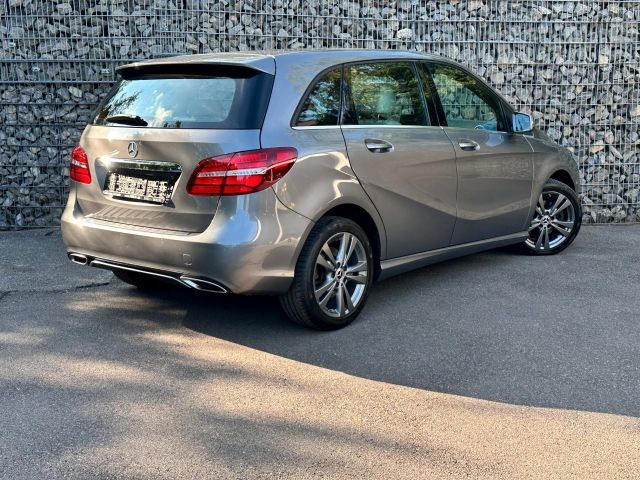 Mercedes-Benz B 220 – Bild 3