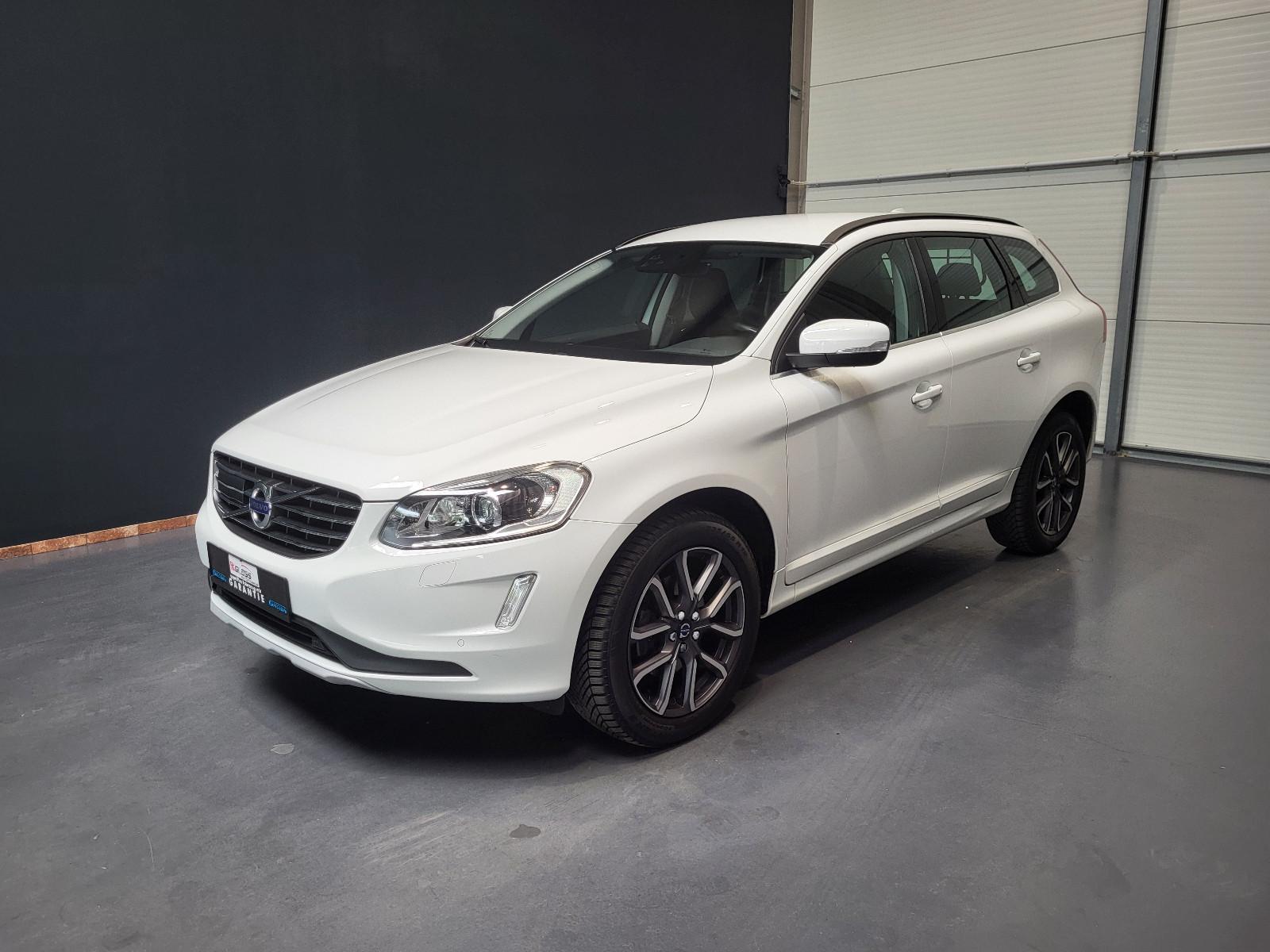 Volvo XC60 2.4 D5 Kinetic AWD *Navi| Xenon| AHK*