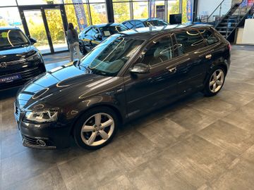 MYAUTOCENTER – Gebraucht- und Jahreswagen mit Werkstattservice in Pfaffenhofen Audi A3 Sportback*S-LINE*BI-XENON*KLIMAATIK*LEDER*