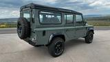 Land Rover Defender 110 SE Station Wagon Besser wie Neu - Land Rover Defender mit Diesel-Antrieb: Kombi