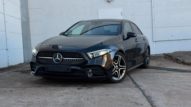 Mercedes-Benz A 220 d AMG Line *Aut*LED*NAV*