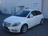 Mercedes-Benz B200 7G-DCT*2.Hand*AHK*Bi-Xenon*COMAND*KAM* - Mercedes-Benz B 200 in Halle