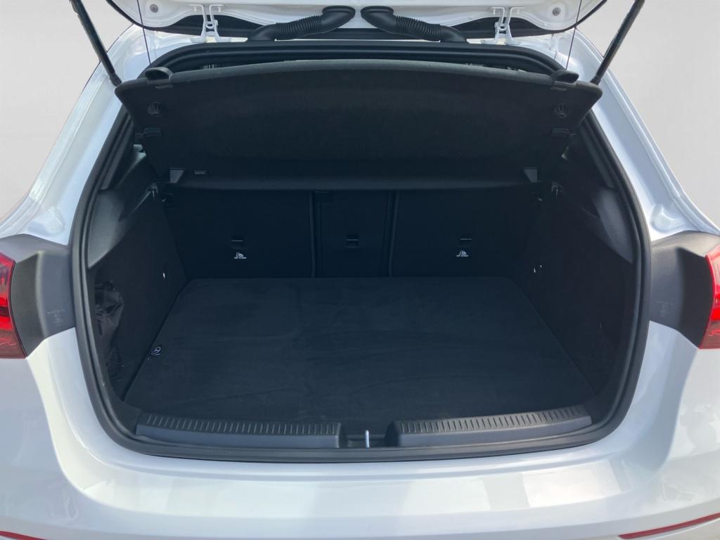Mercedes-Benz A 250 e AMG|LED|KAM|SHZ+LHZ|SPIEGEL-P.|USB-P.+|