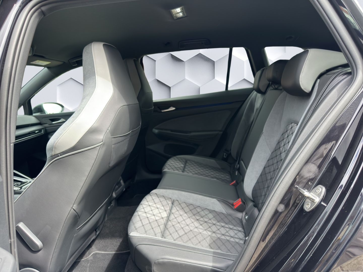 Golf Variant Black Style Mildhybrid R-Line 1.5 l