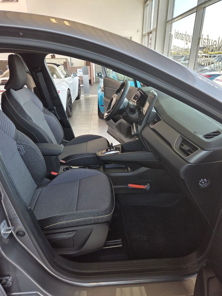 Fahrzeugabbildung Renault Captur Full Hybrid E-Tech 160 Esprit Alpine
