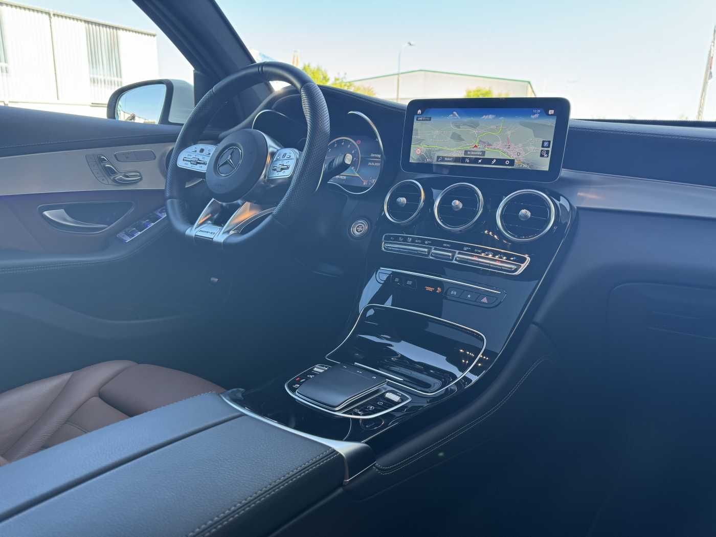 Fahrzeugabbildung Mercedes-Benz GLC 43 AMG Coupe AirM+Memory+RFK+ SPUR+TOTW+ESD