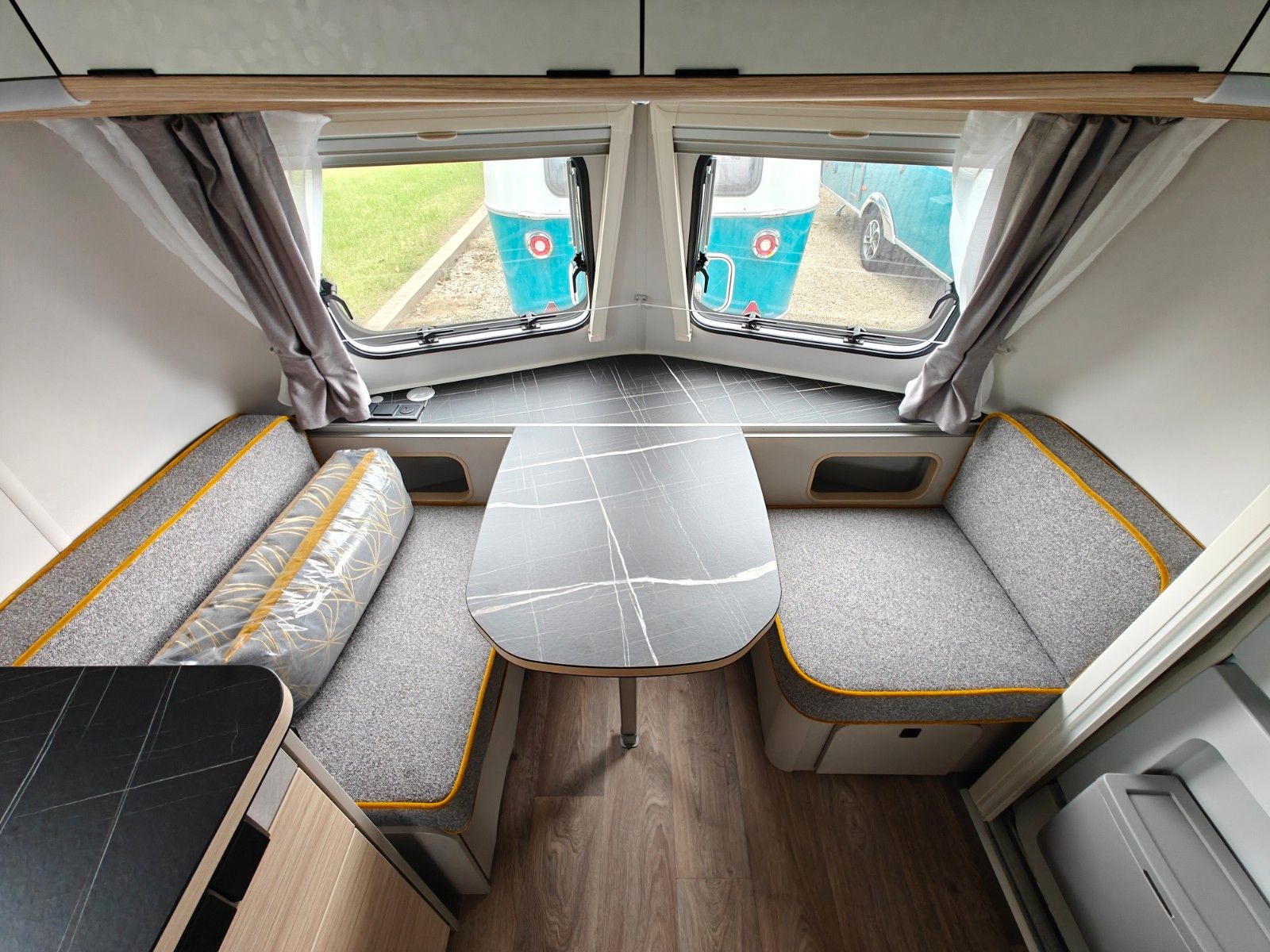 Fahrzeugabbildung HYMER / ERIBA / HYMERCAR Touring 310 Nugget Gold - SALE! -