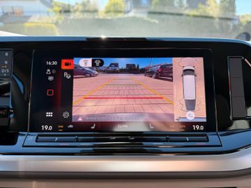 Volkswagen T7 Multivan 2.0 TDI Goal DSG Navi Kamera SHZ