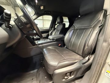 Land-Rover Discovery - 12