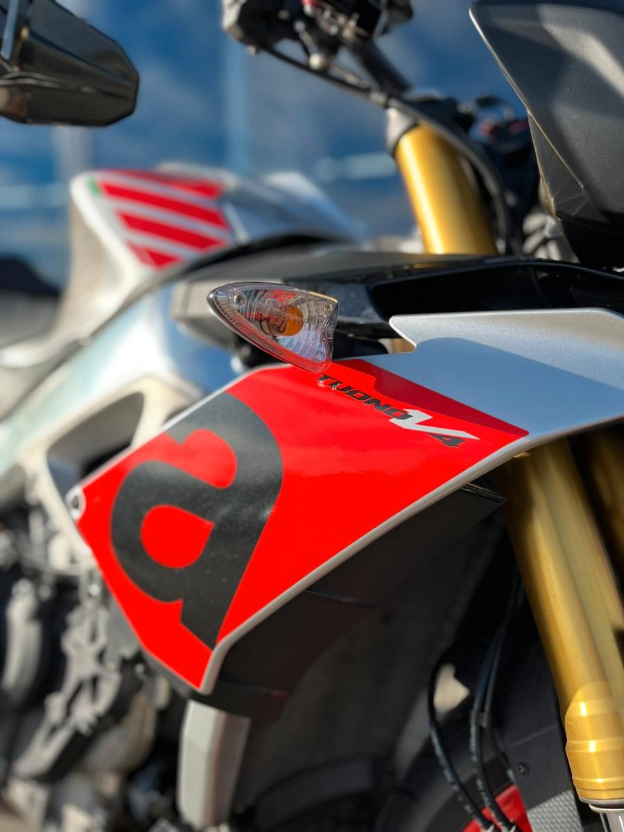 Aprilia Tuono V4 1100 RR inkl. Extras