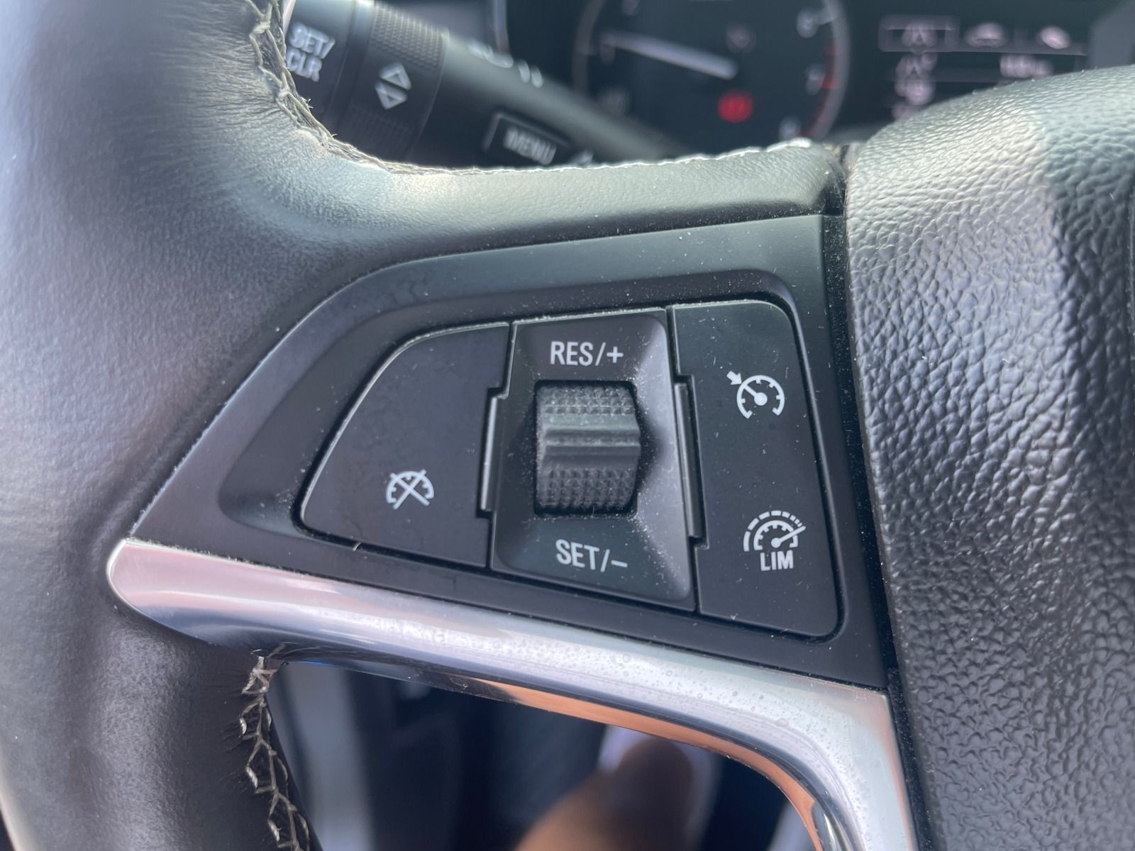 Fahrzeugabbildung Opel Mokka X  1.4 Turbo Innovation 1.Hand/Kamera/LED