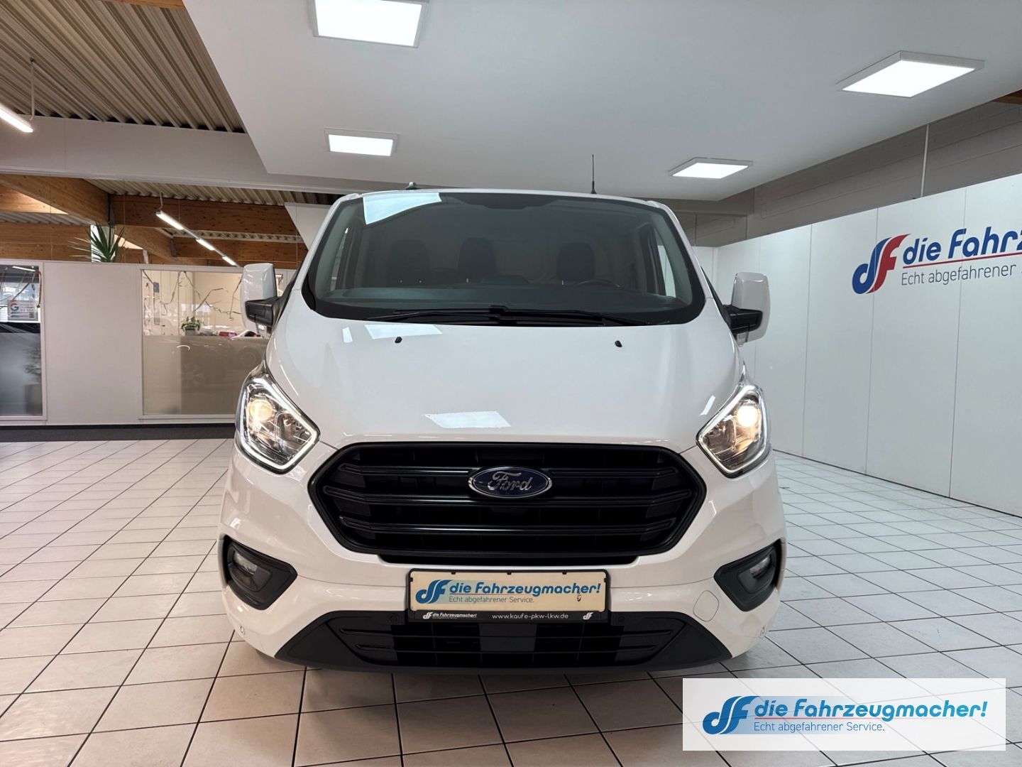 Fahrzeugabbildung Ford Transit Custom Kasten 280 L1 Trend WERKSTATT Tem