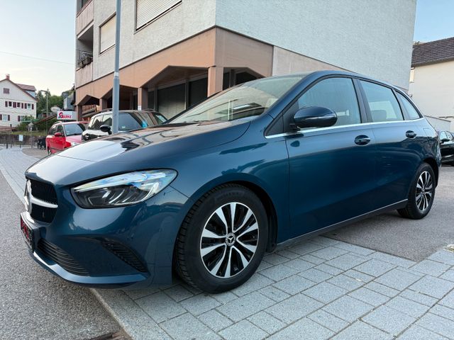 MERCEDES-BENZ B 180 d *Navi, LED, Teilleder, Kamera &amp; Carplay*