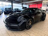 Porsche 992 TURBO S *MATRIX+CERAMIC+AKRAPOVIC+PANO+21* - Porsche 992 in Köln