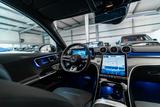 Mercedes-Benz C 63 AMG / S E Performance / Premium + - Mercedes-Benz C 63 AMG mit Hybrid-Antrieb: Head-Up Display