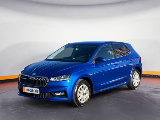 Skoda Fabia Selection 1.0TSI DSG / Bluetooth, LED, SHZ