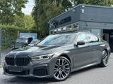 BMW 730 d xDrive 1 Hand - LED - M Sportpaket /// - BMW 730 in Aachen