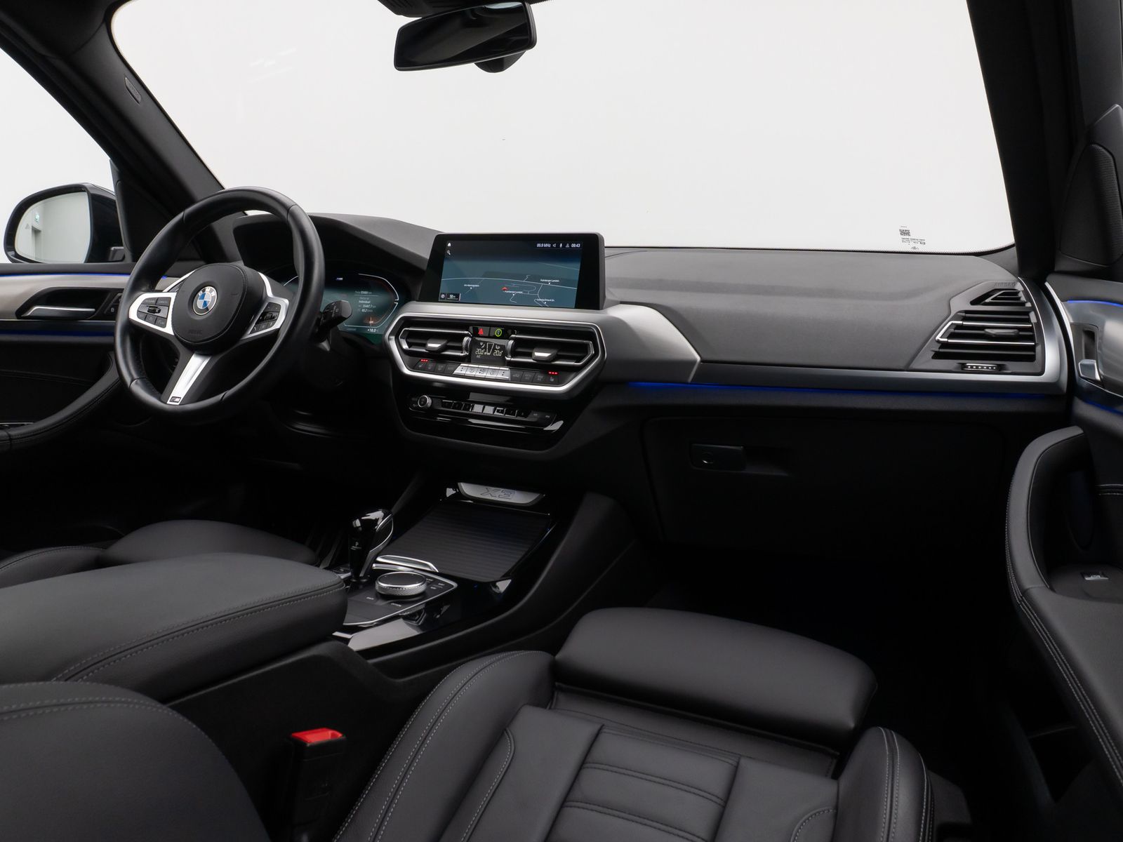 Fahrzeugabbildung BMW X3 xD30i M Sport Kamera DAB HiFi AdaptLED 19Zoll