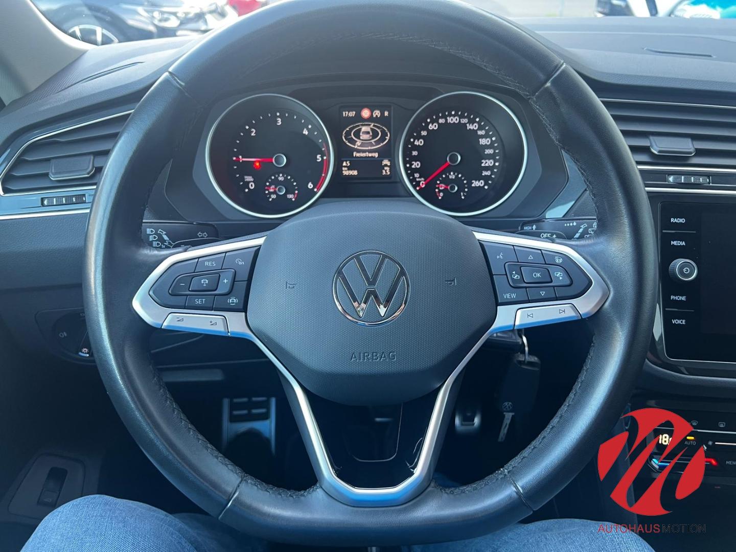 Volkswagen Tiguan Urban Sport 4M 2.0 TDI LED NAVI KAMERA AC, миниатюра 23