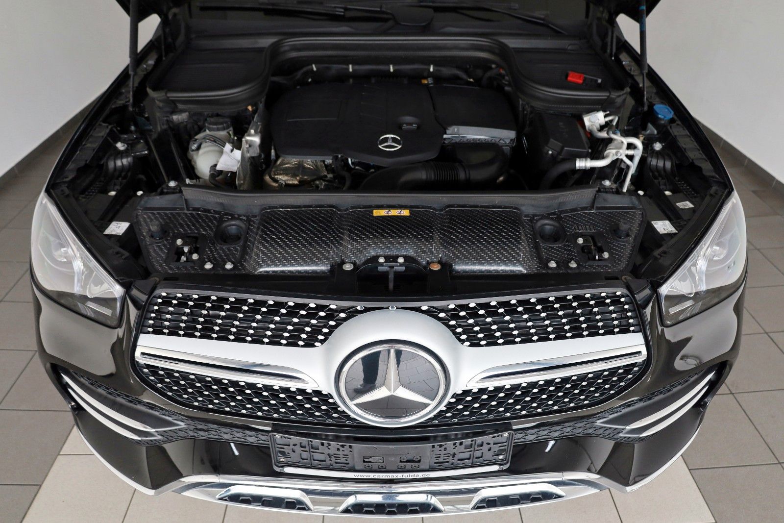Fahrzeugabbildung Mercedes-Benz GLE 350de 4M AMG Line Navi,SH,Kamera,AHK,SR+WR