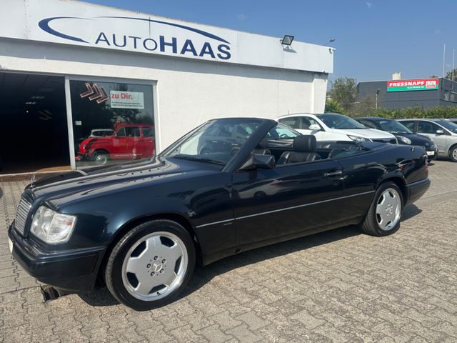 Mercedes-Benz E 200 124 Final Edition*AMG Räder *LEDER*1.HAND