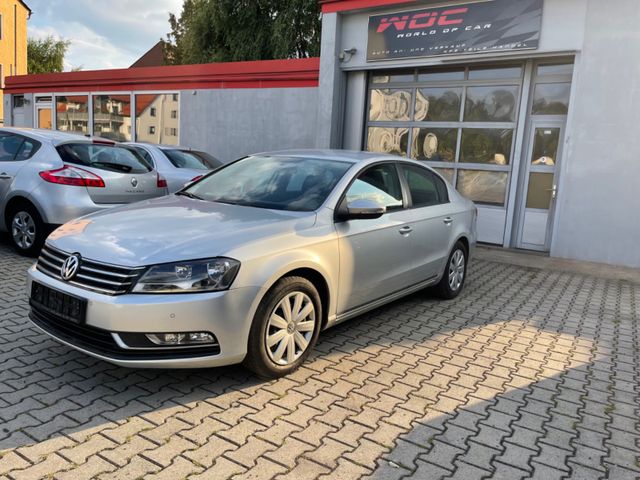 Volkswagen Passat 2.0 TDI Klima*SHZ*PDC*1.Hand*HU*8.Fach