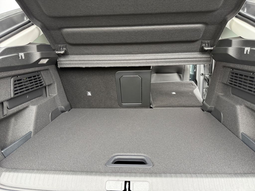 Fahrzeugabbildung Citroën C4 Hybrid 145 MAX