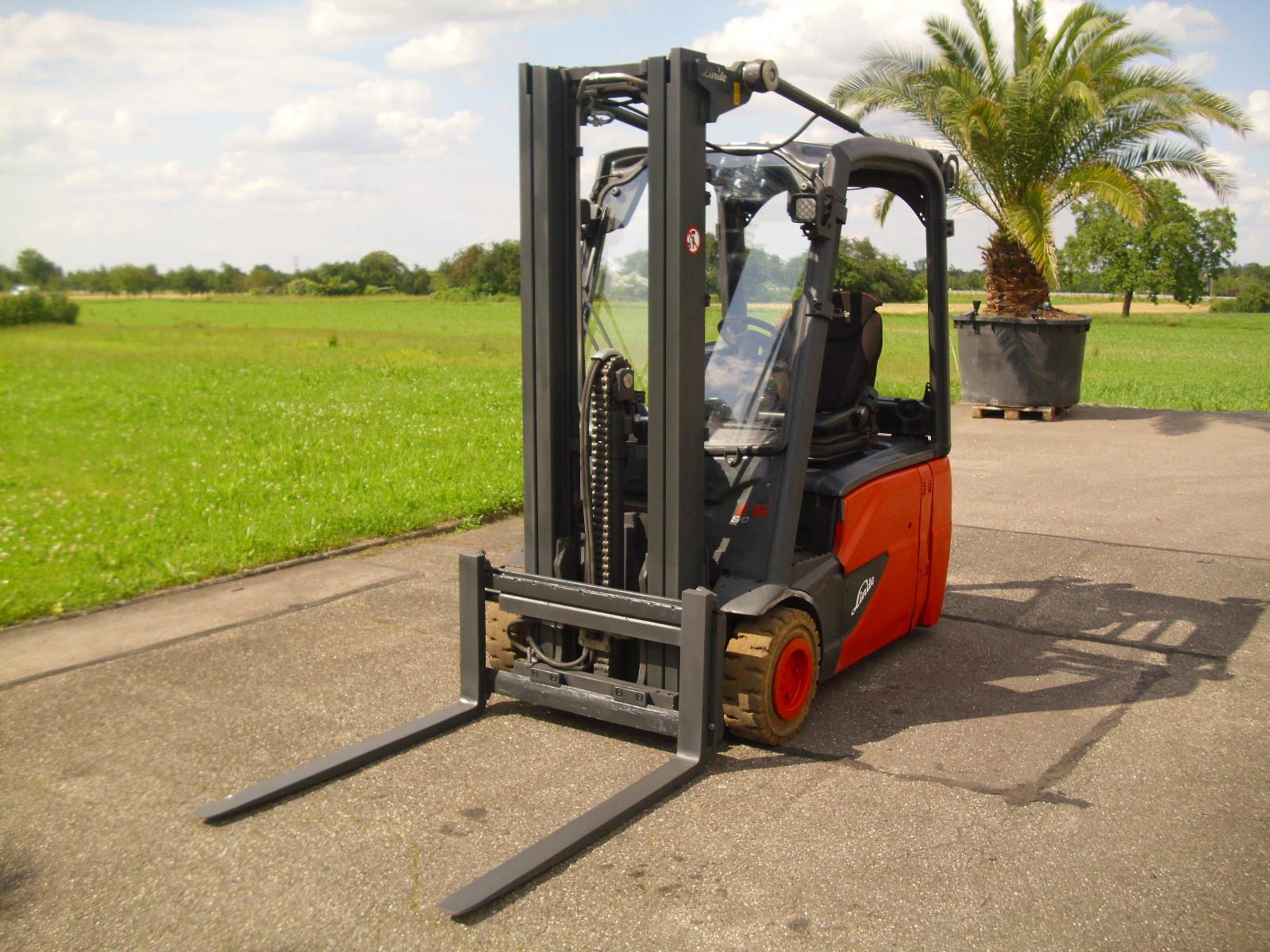 Linde E16C-02 EVO TRIPLEXMAST - SEITENSCHIEBER - UVV