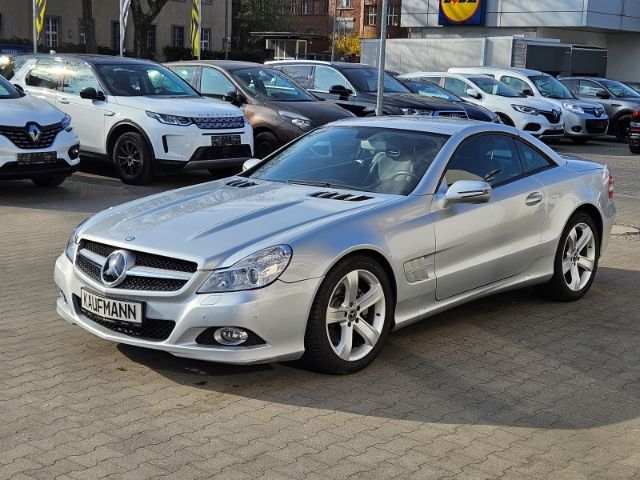 Mercedes-Benz SL 300 Navi Leder Memory Sitze Soundsystem Harma