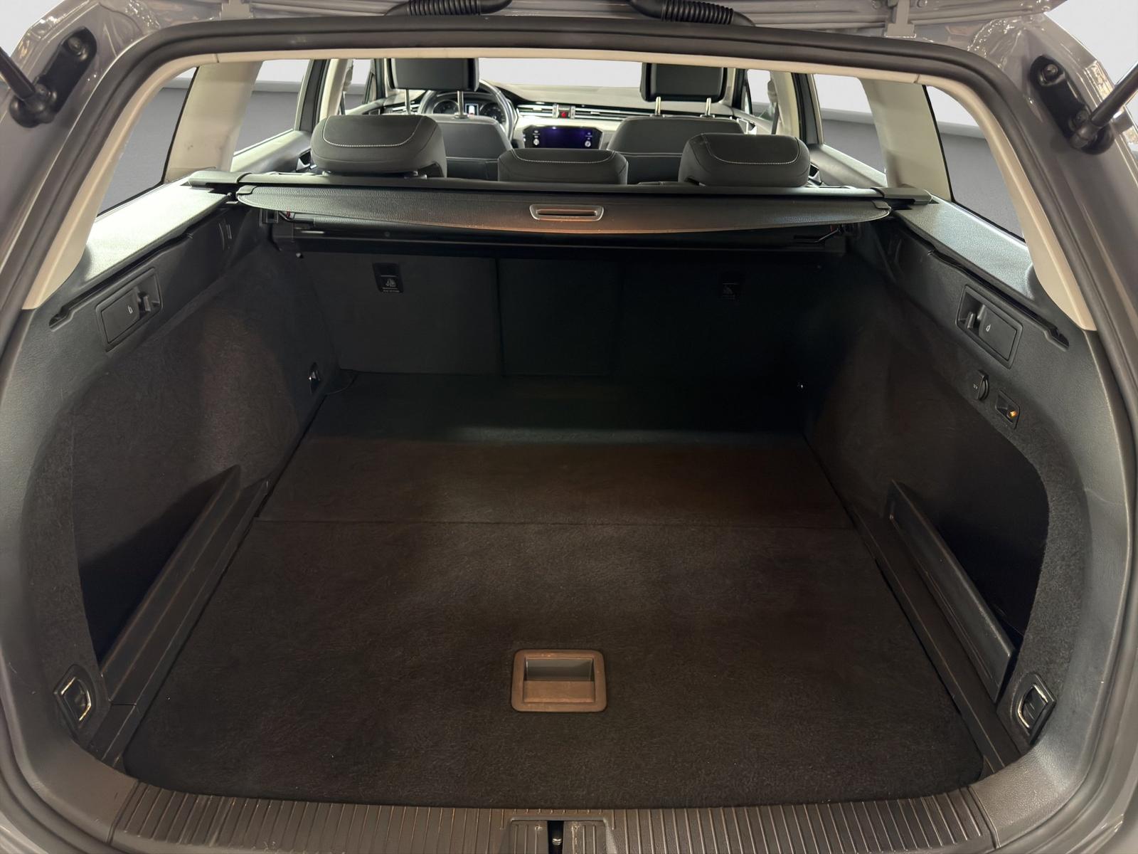 Volkswagen Passat Business Premiun1.5 TSI AHK 230V, миниатюра 14