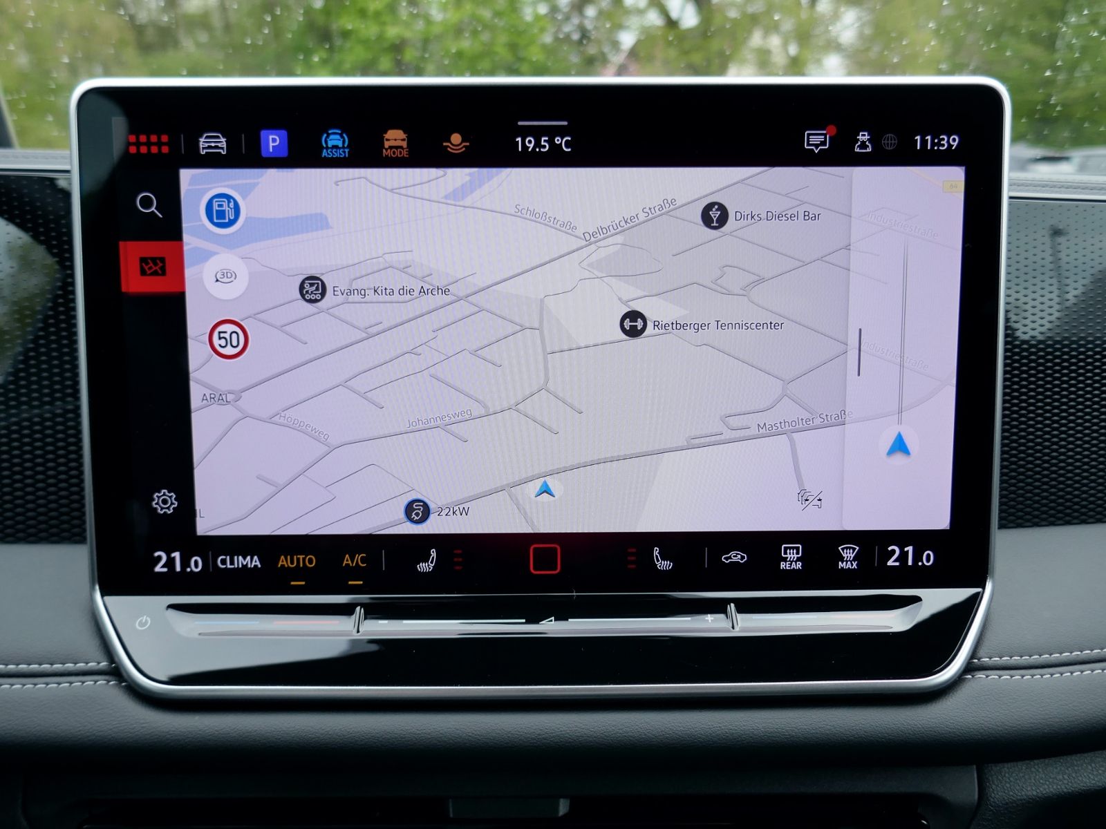 Fahrzeugabbildung Volkswagen Tiguan GOAL 2.0 TDI DSG | RFK LED ACC Navi