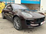 Porsche Macan GTS Approved 03/27*PANO*AHK*Kamera*VOLL* - : Braun