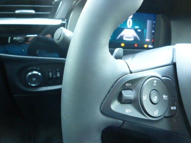 Corsa F 1,2i Automatik GS, Navi,AGR,RK,PP,AHK