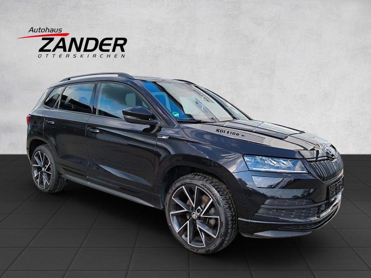 Fahrzeugabbildung SKODA Karoq Sportline 4x4 DSG,Navi,LED,SHZ