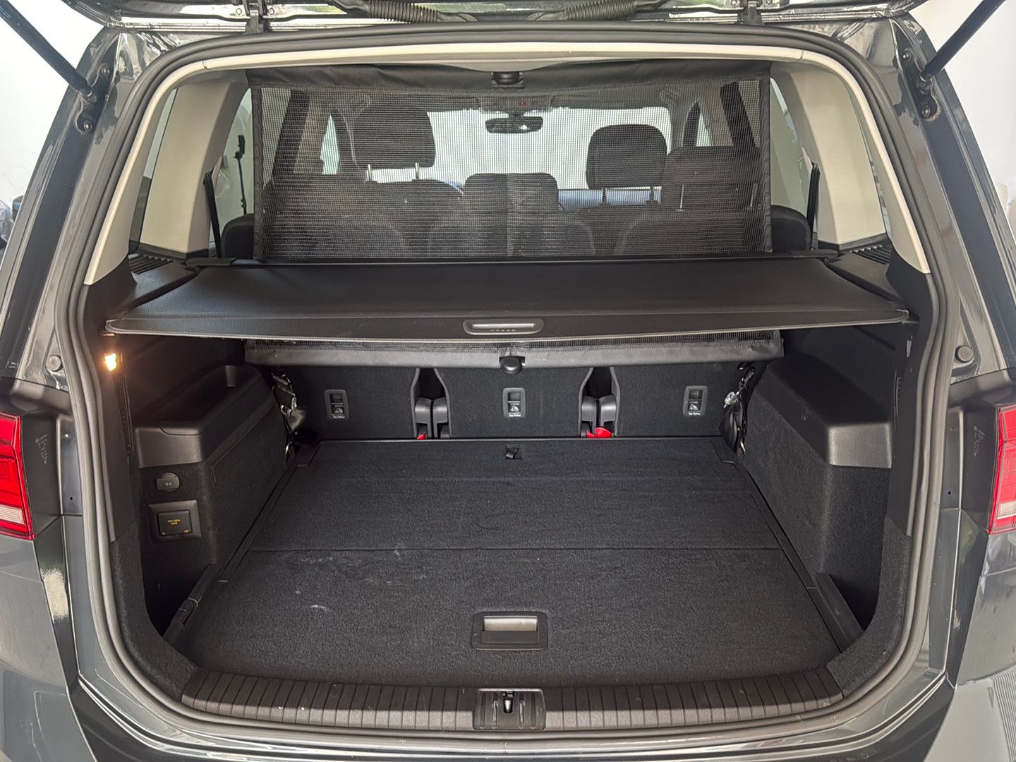Fahrzeugabbildung Volkswagen Touran Highline BMT/Start-Stop/ Unfallfrei