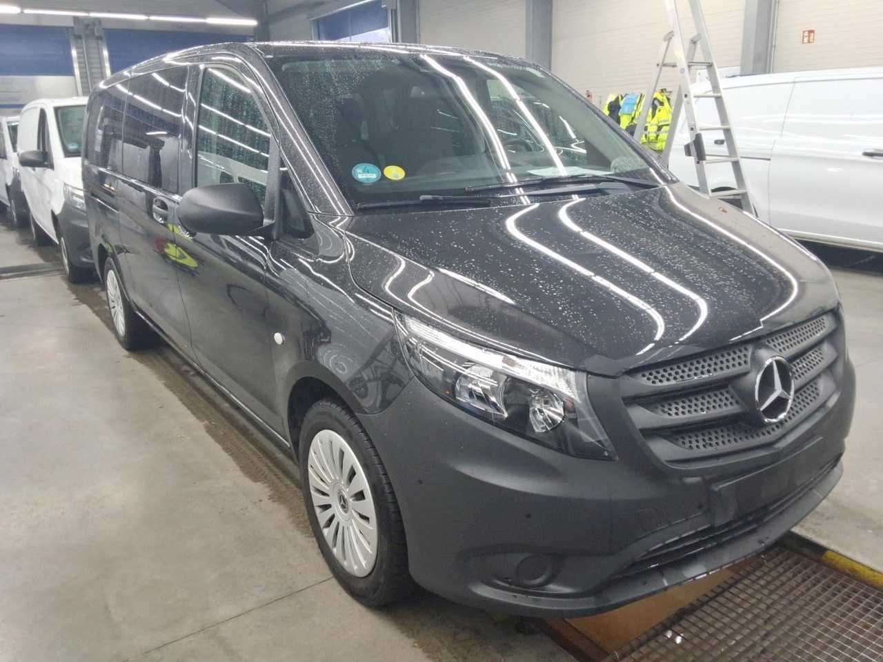 Fahrzeugabbildung Mercedes-Benz Vito 116 CDI Tourer 2xKlima AHK Kamera Audio40